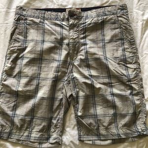 Nordstrom Men’s Shorts Gray Plaid 38” Inseam 10”
